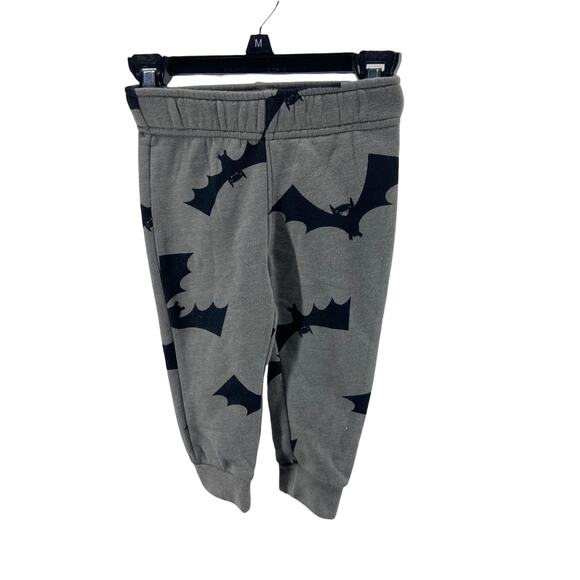 NWT Gray & Black Bat Print Jogger Sweatpants Baby's Size 18 Months - Picture 1 of 6